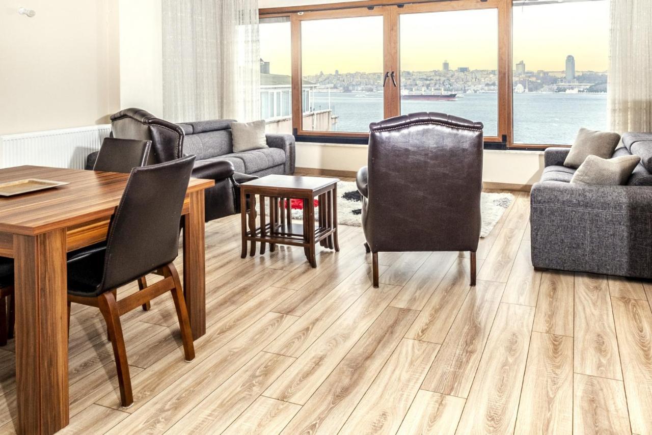 Flat With Sea View Near Uskudar Ferry Station Istanbul Exterior photo